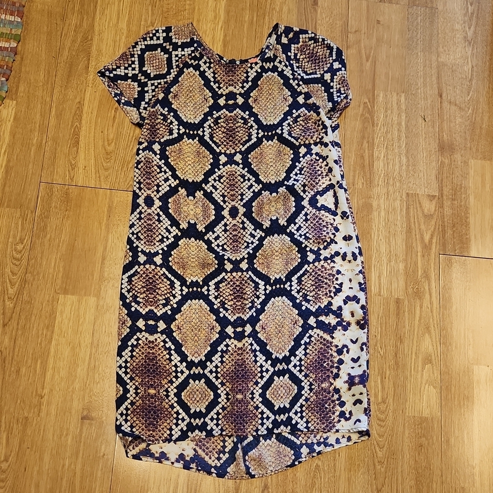 Eight Sixty navy/tan/white snakeskin print dress sz small